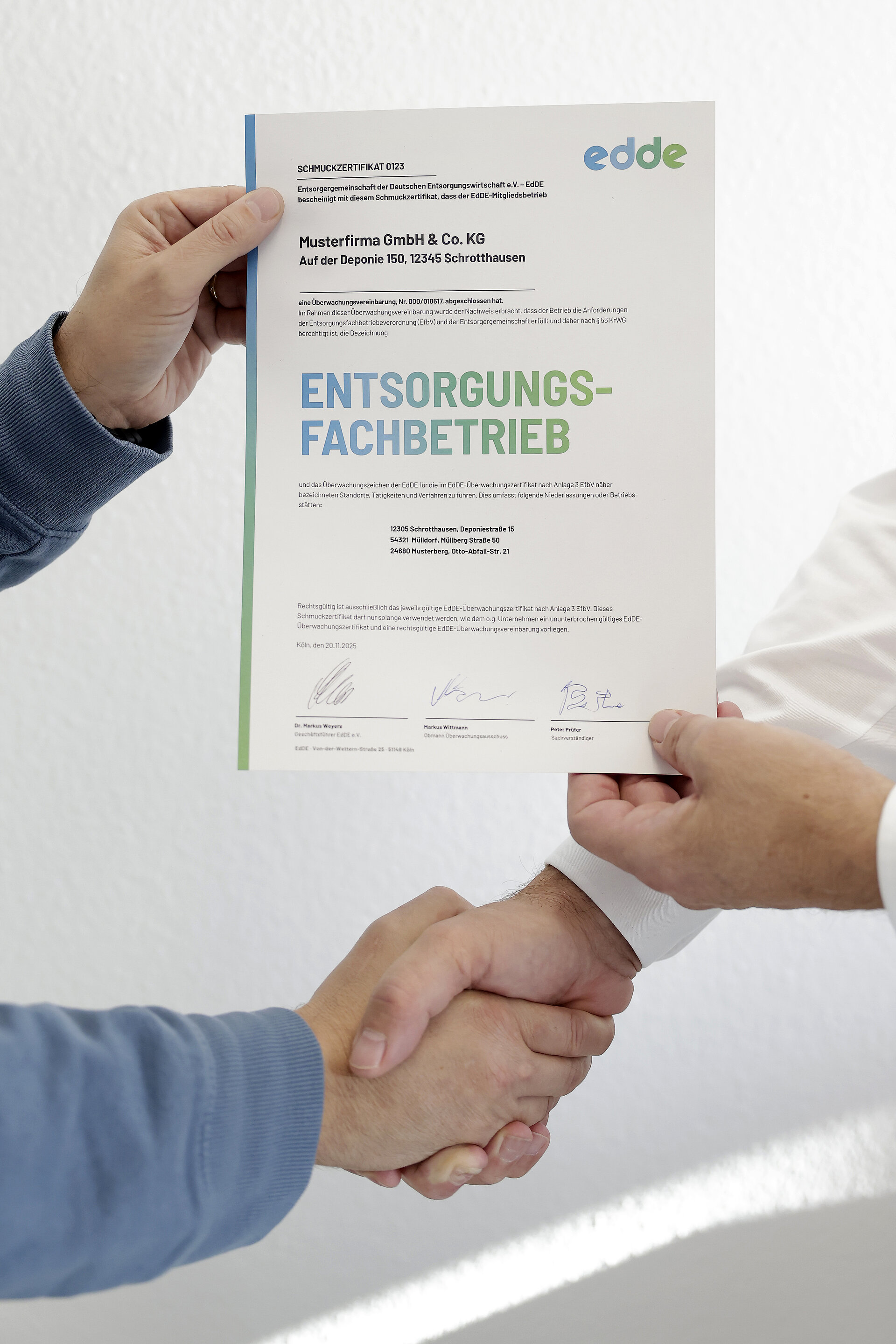 Zertifikatsübergabe Schmuckzertifikatübergabe